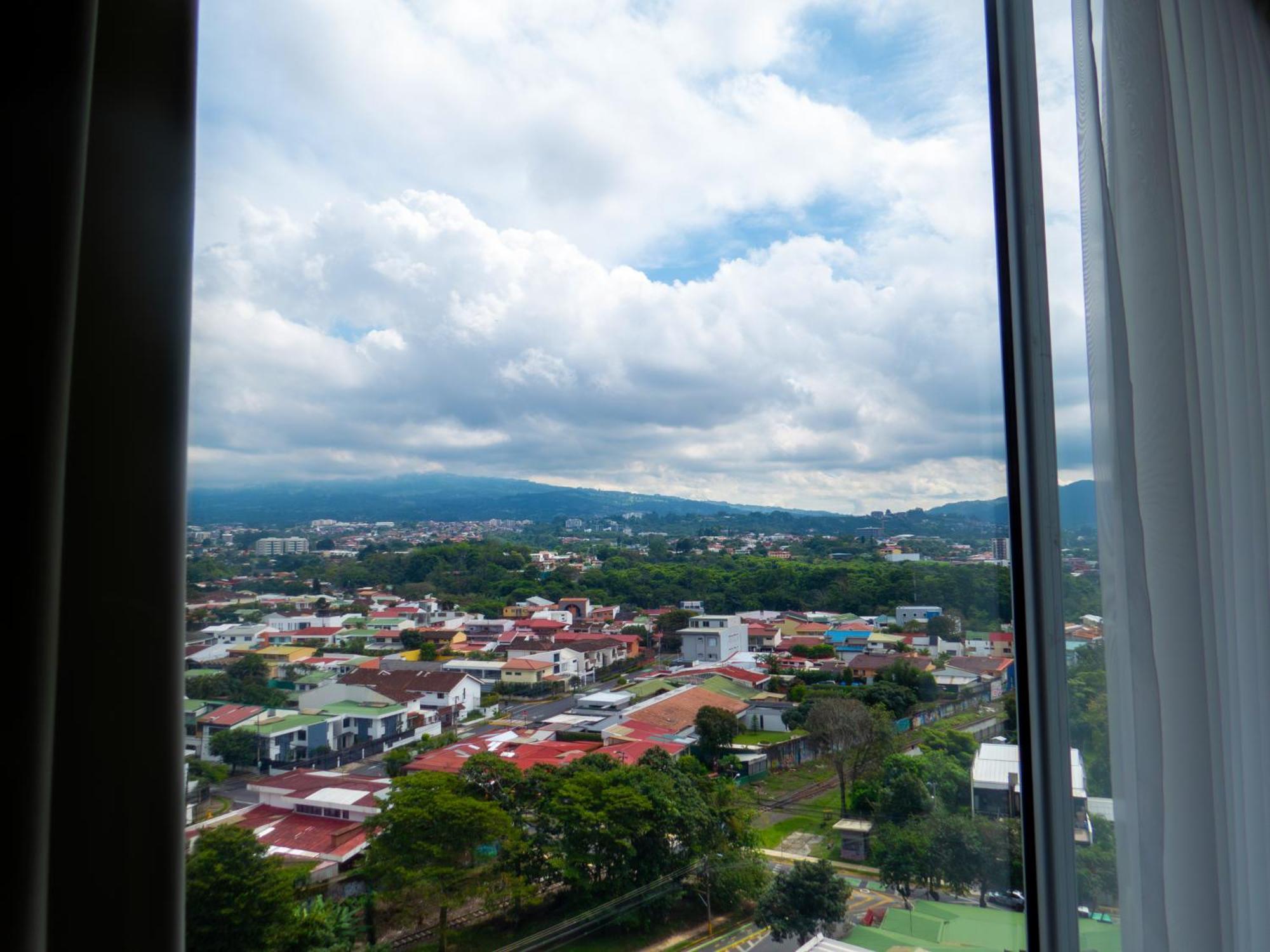 Ifreses, Study Full Equipped Whith Pool, Air- Conditioning, Spectacular View Of The City, Parking With Additional Payment Curridabat Habitación foto